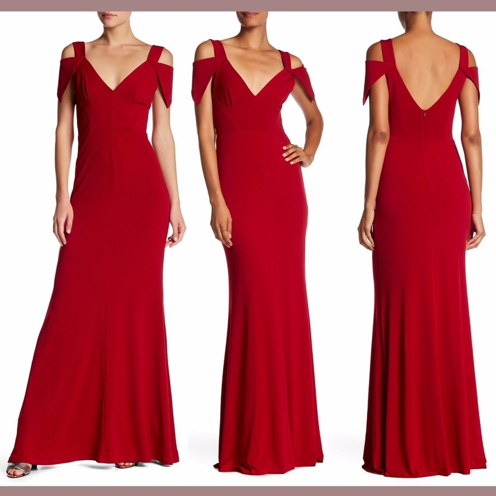 NEW $518 Issue‎ New York Cold-Shoulder Gown in Red [SZ Small ]